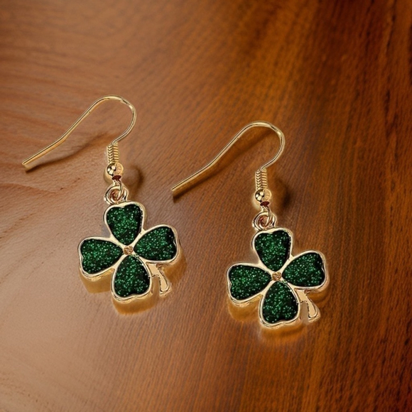 Gold Plated Shamrock Dangle Earrings NWT - Picture 1 of 2